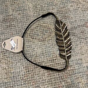 Elegant Gold and Black Leaf Hair Accessory